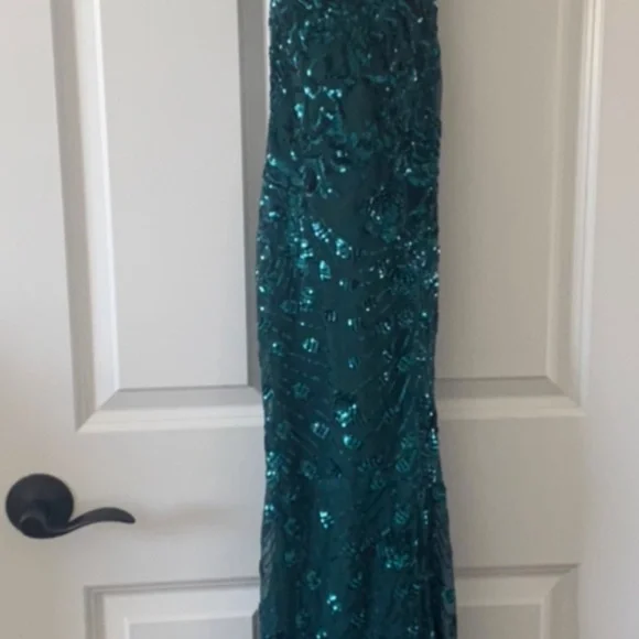 lulus green prom dress Dark Green Prom Dress with Leg Slit, Dark Green Formal Graduation Dres –  Lwt Dress main image 1